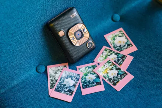Aparat FujiFilm Instax mini LiPlay Złoty